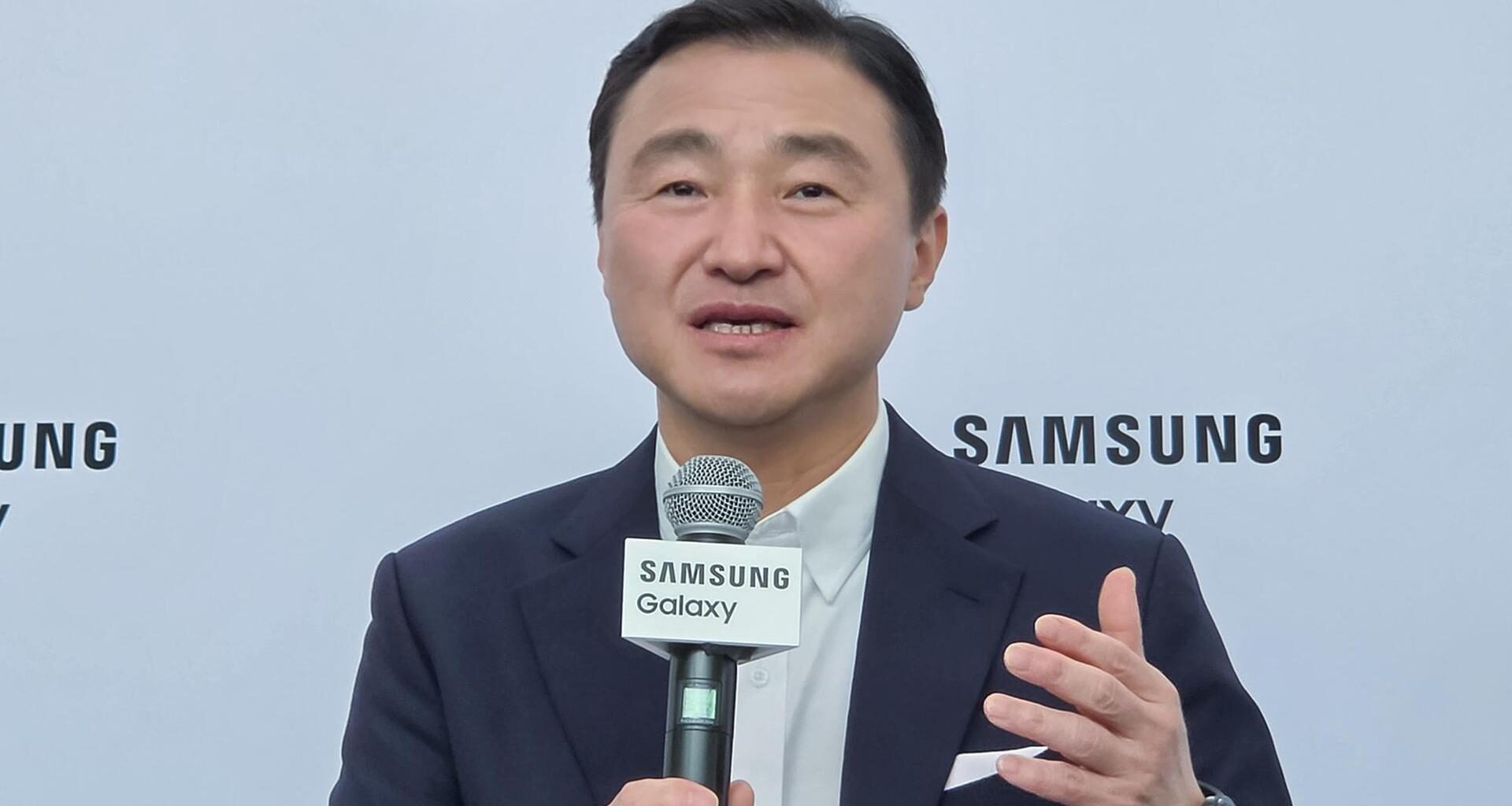 Samsung Electronics co-CEO and Head of Device Experience Division Roh Tae-moon speaks during a press conference on the sidelines of Galaxy Unpacked 2026 at Old Billingsgate in London, Wednesday (local time). Courtesy of Samsung Electronics