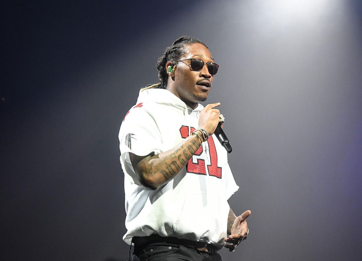 Future Ties Drake’s Historic Record As He Replaces The Rapper At No. 1