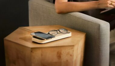 Twelve South debuts smaller Valet tray with 25W MagSafe charging