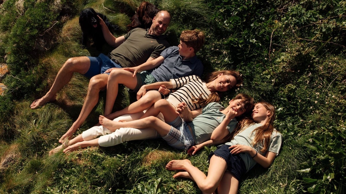 Kate Middleton and Prince William share summer photo roundup