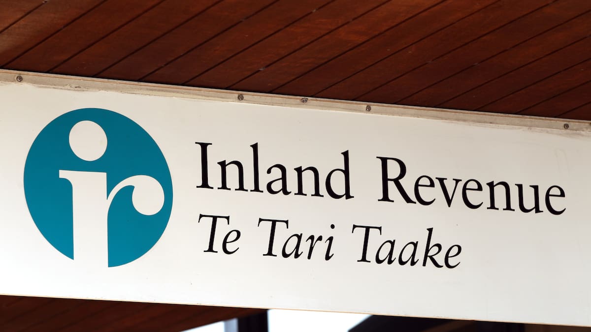 Auckland mother-of-six Sasagi Rosalie Filoa sentenced to home detention for $190k Working for Families tax fraud