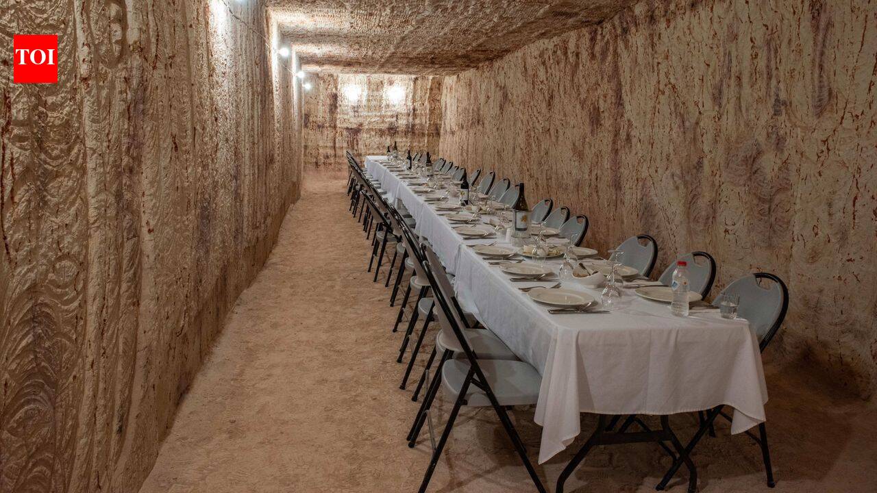 Inside Coober Pedy: The Australian desert town where thousands escaped 50°C heat by building an entire underground world beneath the Earth | World News