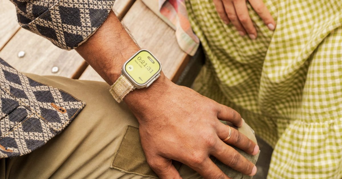 Apple Watch just gained a brand-new app for AI meeting notes