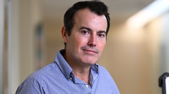 Pharmacist Michael Bonner has signed an open letter calling on the government to rethink expanding pharmacist prescriber powers.
