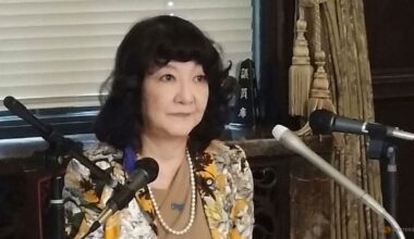 Japan finance minister: economic growth potential may warrant review of pension asset mix