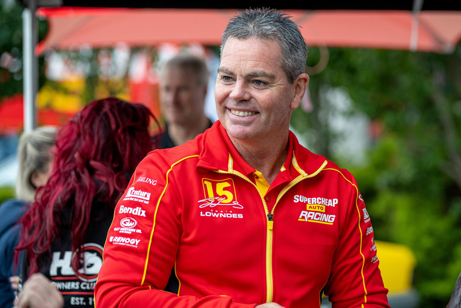 Craig Lowndes lands left-field drive