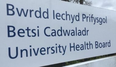 BCUHB ‘didn’t listen’ to mum & son with mental health issues