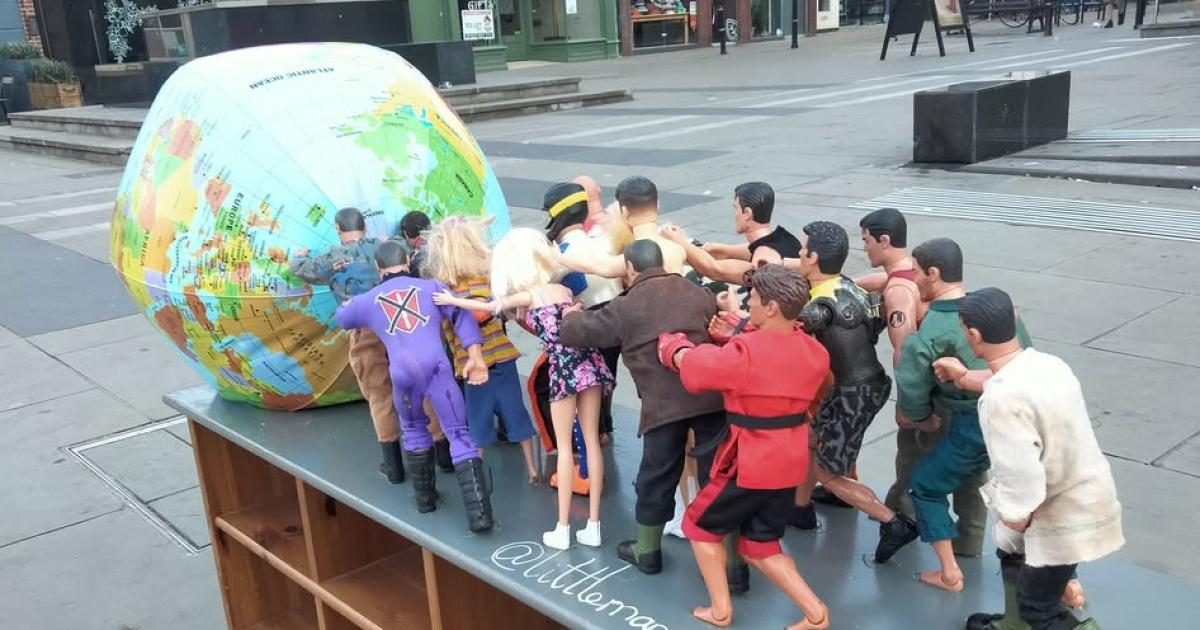 Miniature artist Little Man Speaks on new Cathedral Square piece