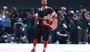 Ted Lasso Gives Justin Bieber Pep Talk at 2026 World Cup Halftime Show