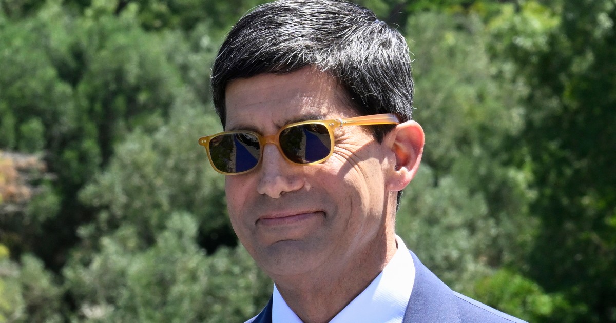 Fed Chairman Warsh: Inflation risks declining, AI to create jobs