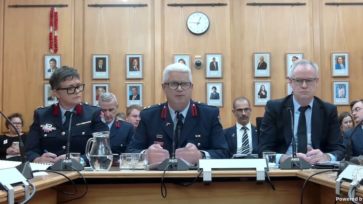 National MP Tim Costley calls on Fire and Emergency boss to ‘front up’ after manager quits amid inquiry