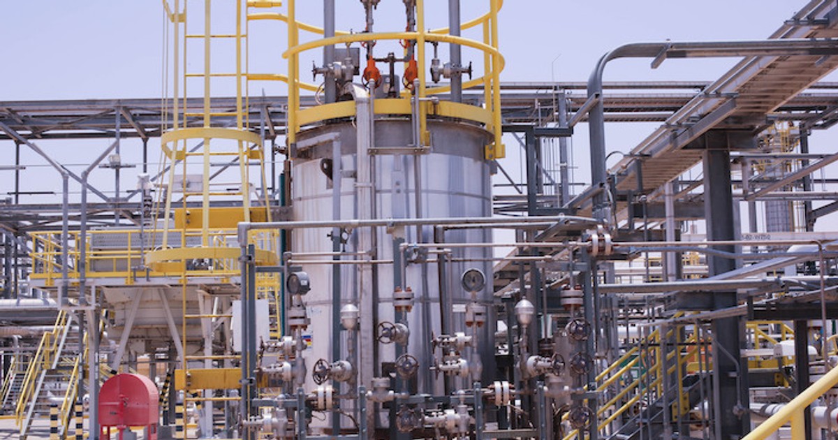 World's largest single-train refinery reveals why it abandoned its U.S. dollar petrol sales policy