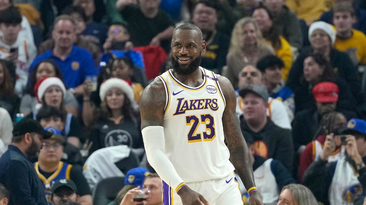 NBA franchise mistakenly posts 'introductory' video for LeBron James - NZ Herald