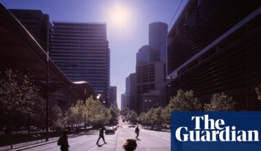 Australia’s life dissatisfaction levels double as ‘wellbeing poverty’ reaches new highs | Australian economy
