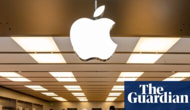 Apple and Amazon report rising revenues as investors turn on some tech stocks | Technology