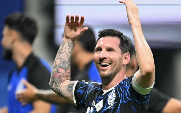Argentina's forward #10 Lionel Messi celebrates after winning the 2026 World Cup football tournament semi-final match between England and Argentina at the Atlanta Stadium in Atlanta on July 15, 2026. (Photo by ROBERTO SCHMIDT / AFP)