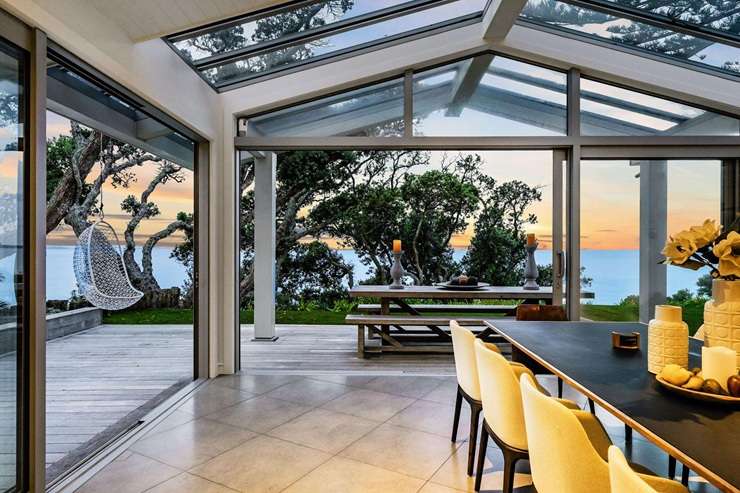 The luxurious clifftop home on Clifton Road, Takapuna, on Auckland’s North Shore, was a holiday souvenir for one travelling family this summer. Photo / Supplied