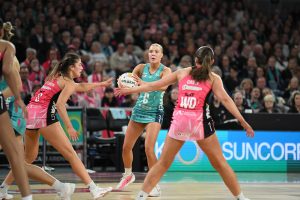 Kate Moloney sights the feed in the 2026 SSN Grand Final. Image: Aliesha Vicars