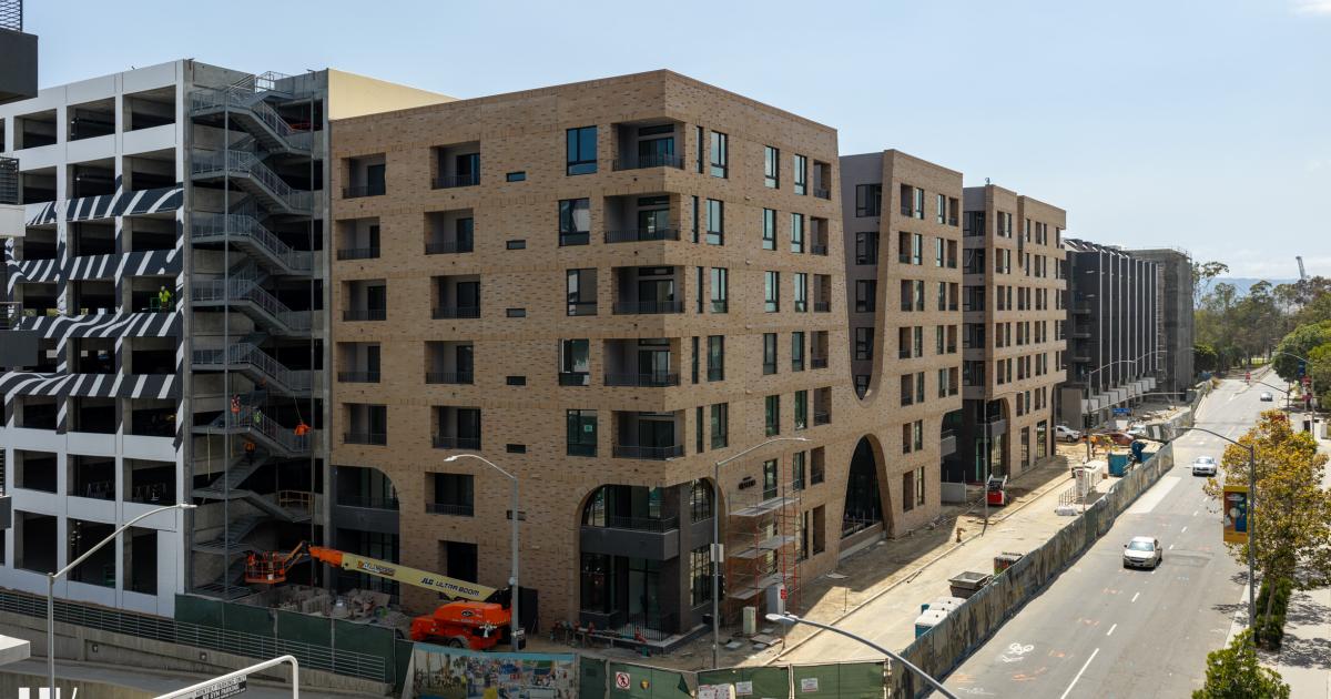 Checking in on Alexan West End at 600 Broadway in Long Beach