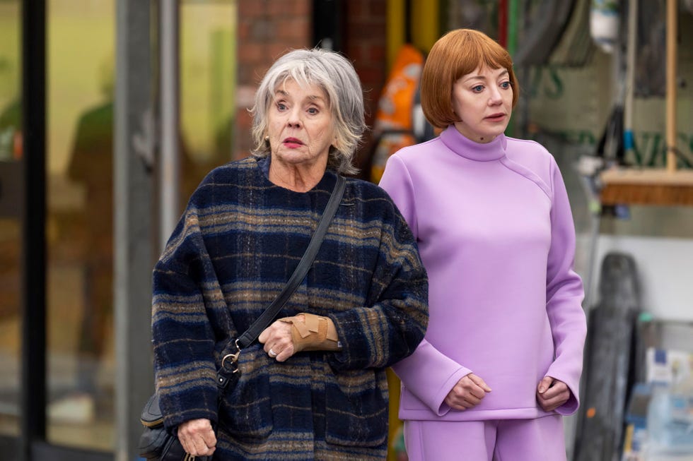 Sue Johnson, Diane Morgan, Ann Droid sue johnson, diane morgan, ann droid