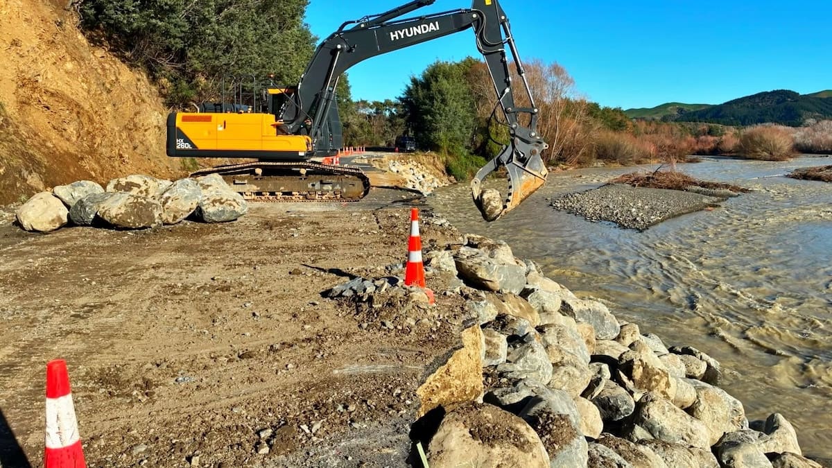 Flooded SH1 section near Kaikōura on track to reopen next week if weather holds