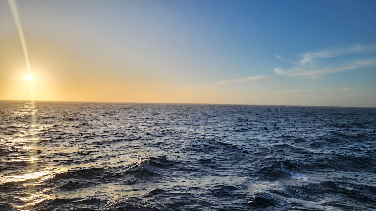 Fiji search continues for six healthcare workers missing at sea