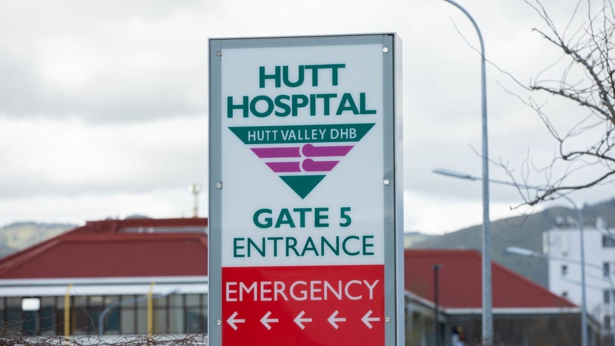 Mental health staff say police refused to help with violent patient