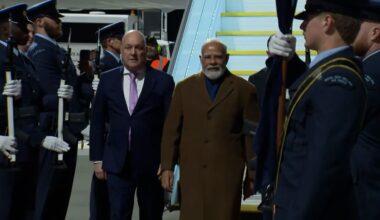 Narendra Modi arrives in Auckland for first official New Zealand visit
