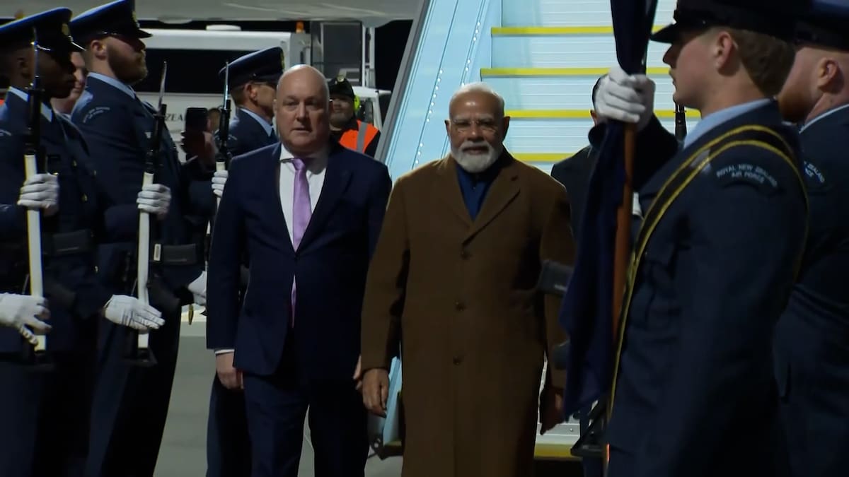 Narendra Modi arrives in Auckland for first official New Zealand visit
