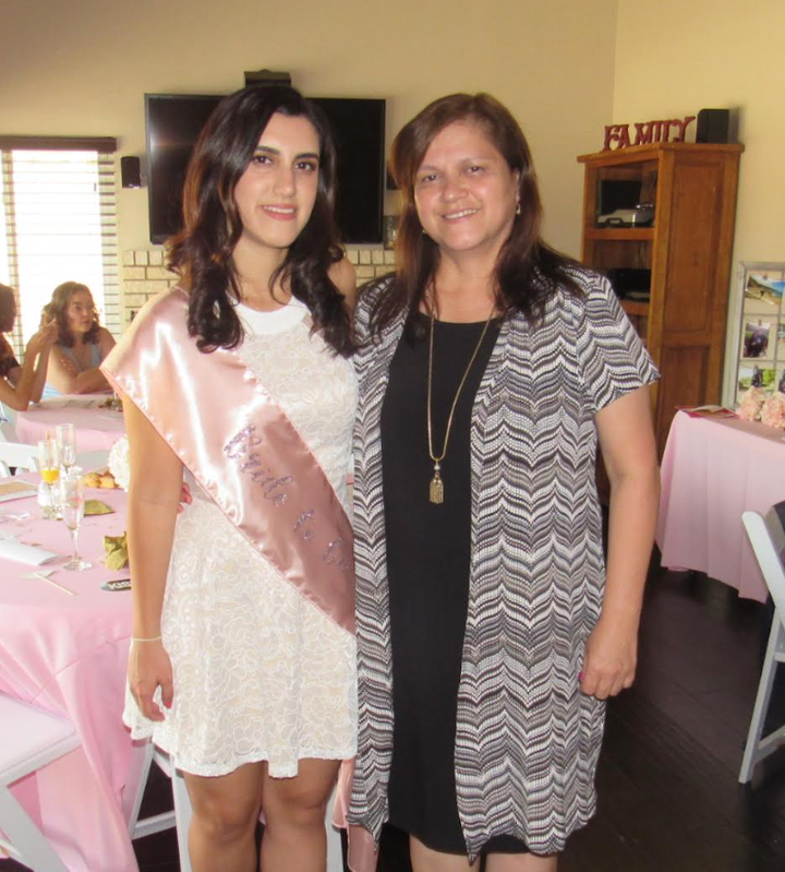 Michelle (left) at her bridal shower with her mom, Karla, in 2017.