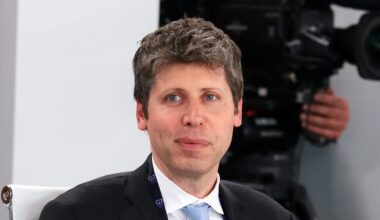Altman: AI Won't Bring 4-Hour Workweeks Because People Are Competitive