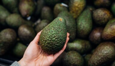 Supermarket shoppers buying avocados urged to follow '5 day rule'