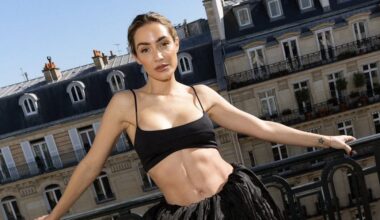 Frankie Bridge shares the 6 light-weight exercises helping her build strong arms and shoulders