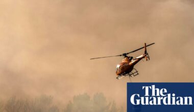 Race to control wildfires in southern France – in pictures | France