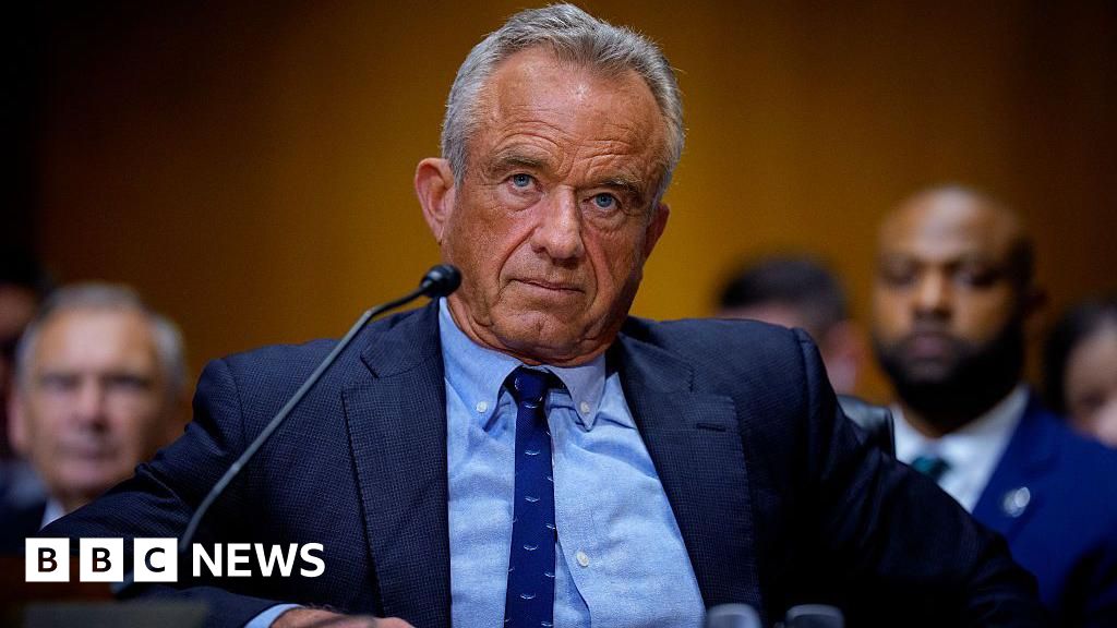 FDA panel votes to loosen restrictions for controversial peptides - BBC