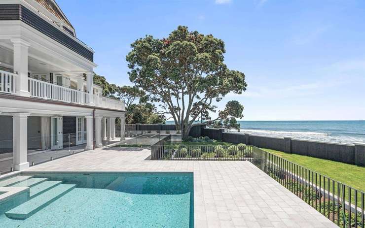 The luxurious clifftop home on Clifton Road, Takapuna, on Auckland’s North Shore, was a holiday souvenir for one travelling family this summer. Photo / Supplied