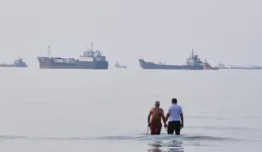 Seven nights in a row of US strikes on Iran as battle over the Strait of Hormuz intensifies - Stuff