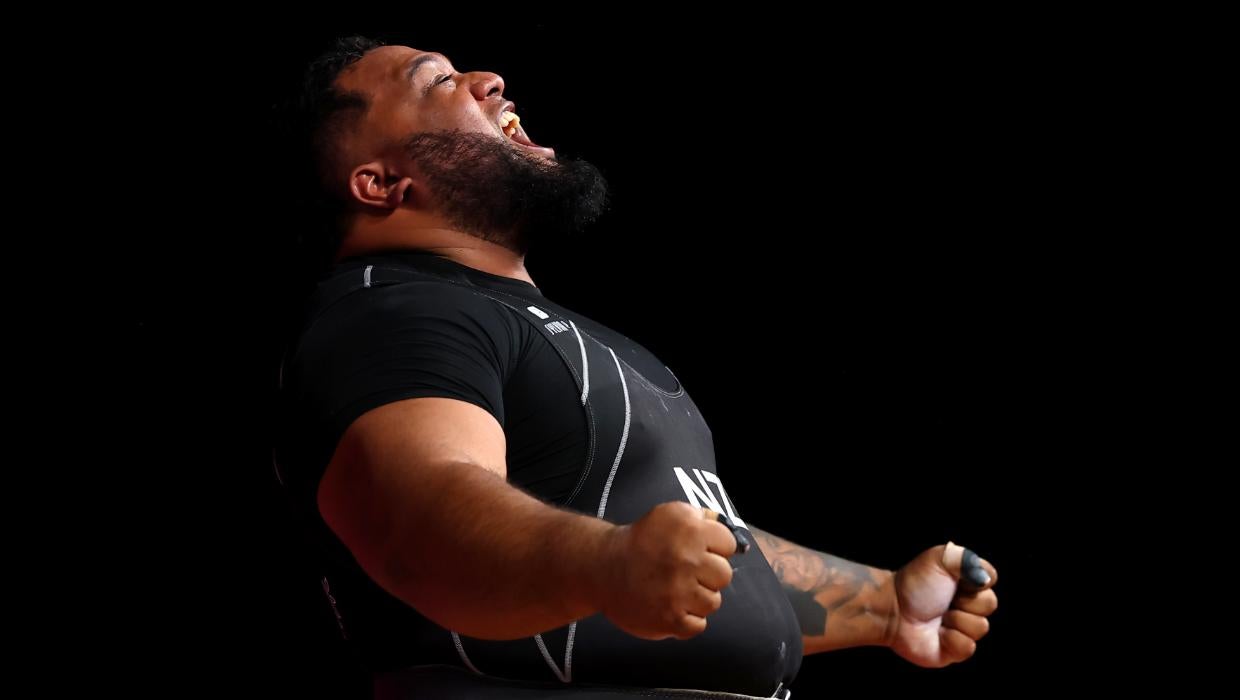 David Liti snatches gold with final lift for third consecutive Commonwealth Games medal - stuff.co.nz