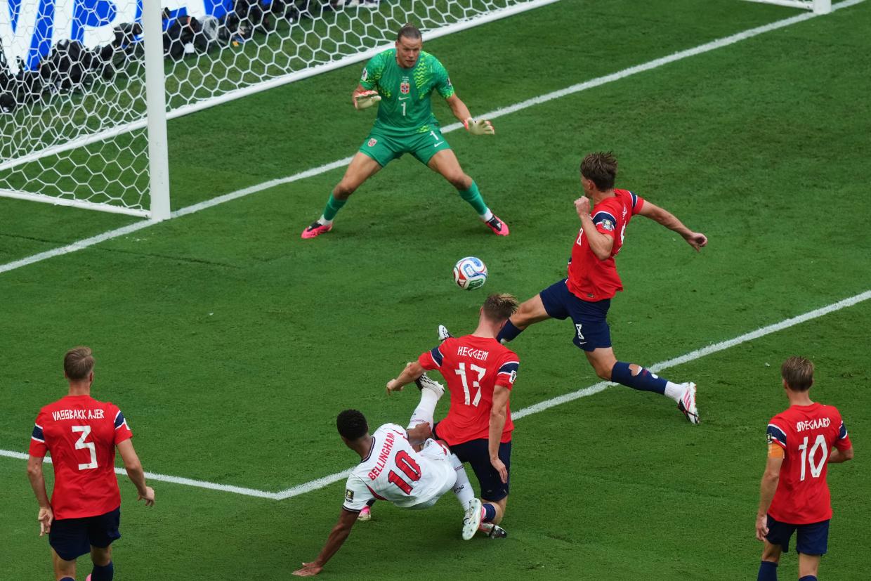 England score in World Cup match with Norway after ball appears to hit camera cable over field - Stuff