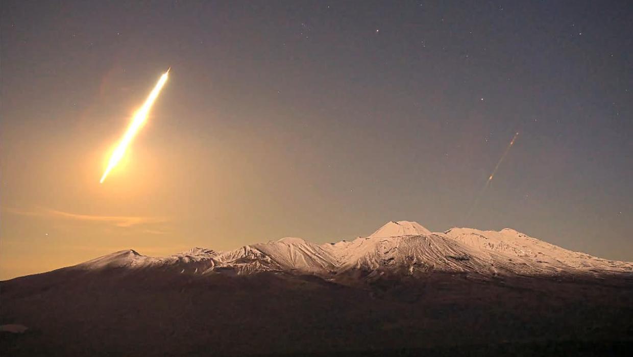Was that another fireball? Kiwis spot meteor for third night this week - Stuff