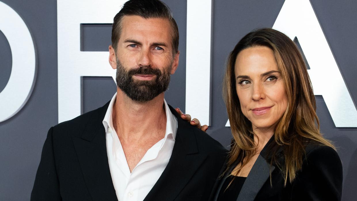 Mel C marries Chris Dingwall in wedding dress designed by Victoria Beckham - Stuff