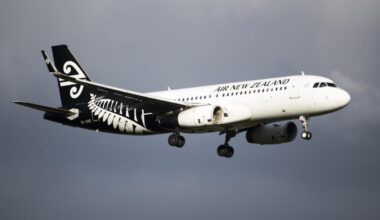 Air NZ flight diverted after reported ‘smoke smell’ in cabin - Stuff