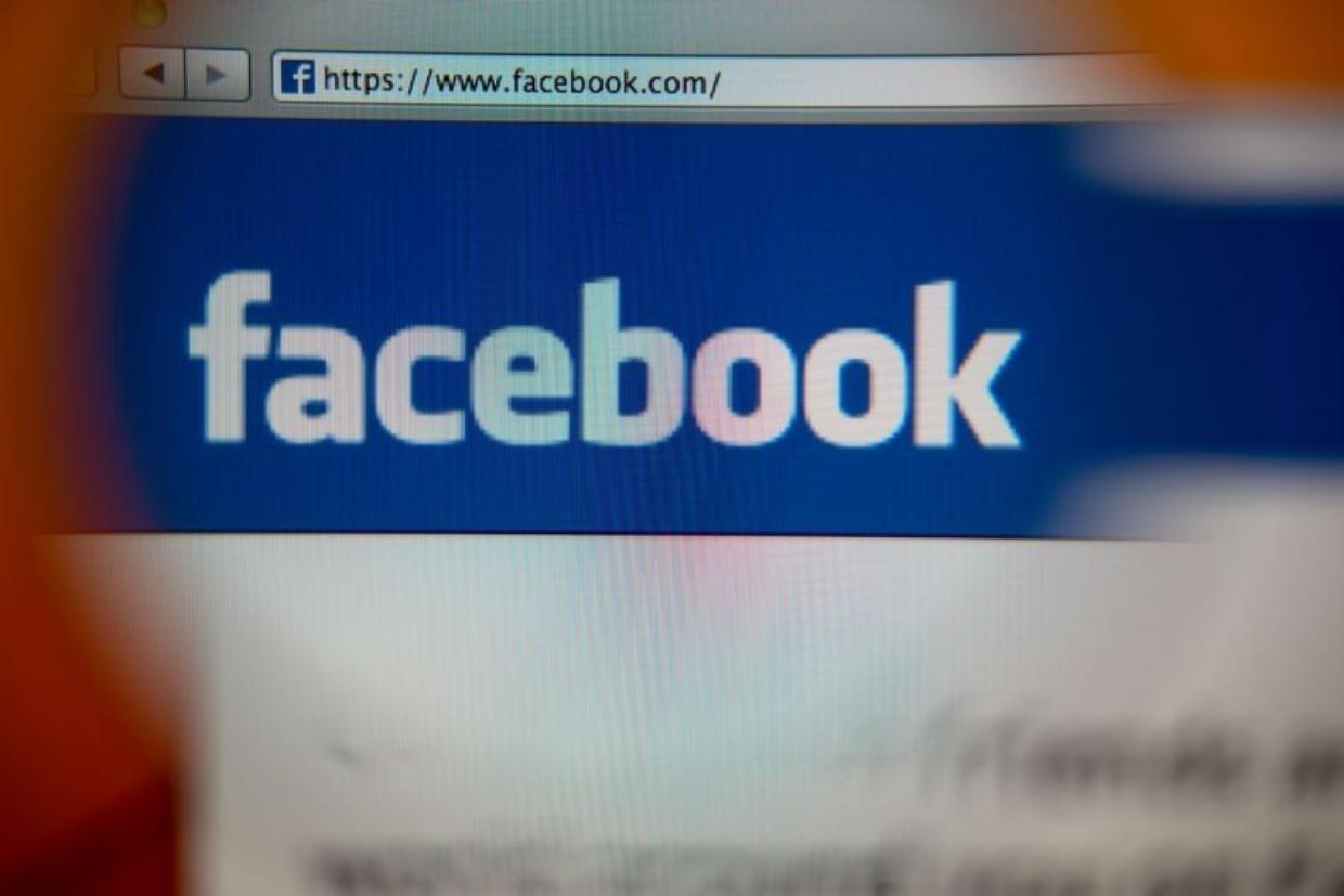 Pair charged after alleged Facebook Marketplace necklace robbery - Stuff