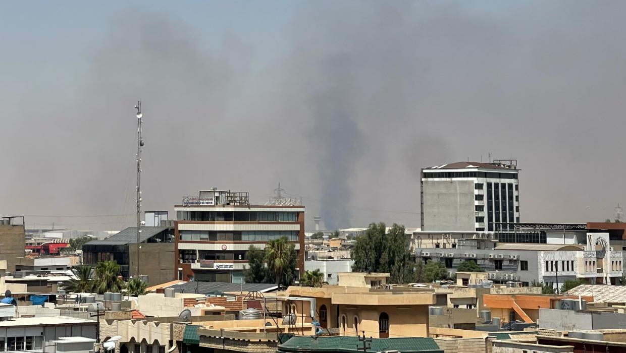 Iran targets American strongholds around the Gulf as US hits more military sites - Stuff