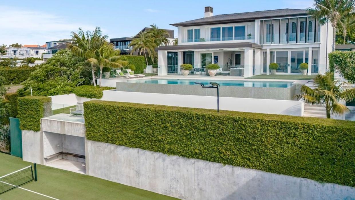 The priciest property sales this year: Auckland and Queenstown dominate but other towns almost broke in - Stuff