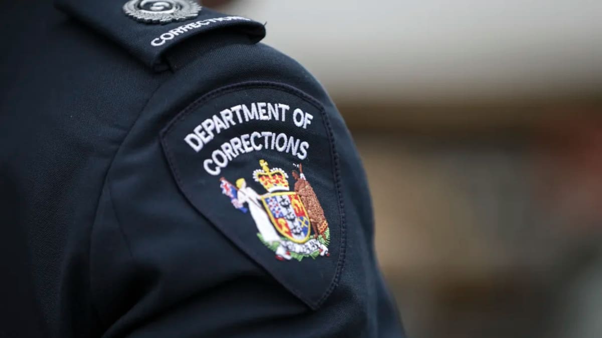 Prison guard accused of looking into room of breastfeeding mother