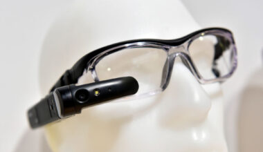 Increasing popularity of smart glasses could lead to more workplace disputes