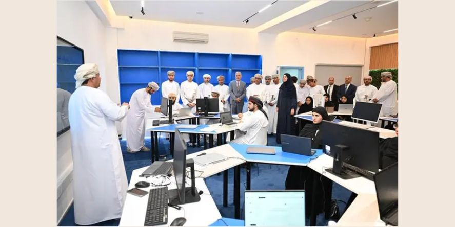 ASUS, in collaboration with Intel, announced the opening of a state-of-the-art Artificial Intelligence (AI) Lab at the Directorate-General of Education in Al Dhahirah Governorate in Ibri. Image courtesy: ASUS