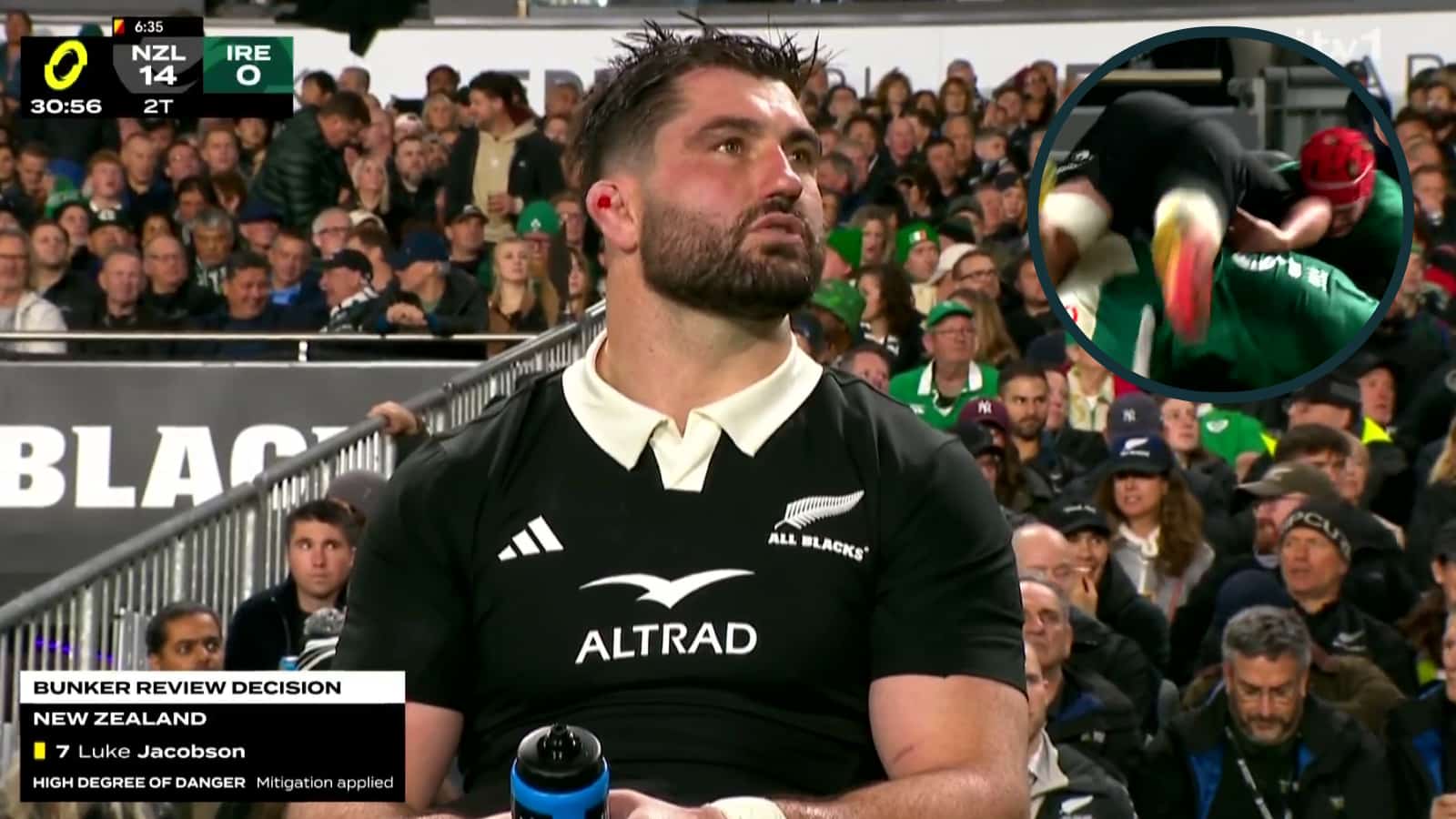 Nigel Owens' 'very lucky' verdict on All Blacks star's yellow card: 'I would have given a red'