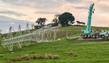 Northland iwi leaders push Transpower class action over pylon collapse